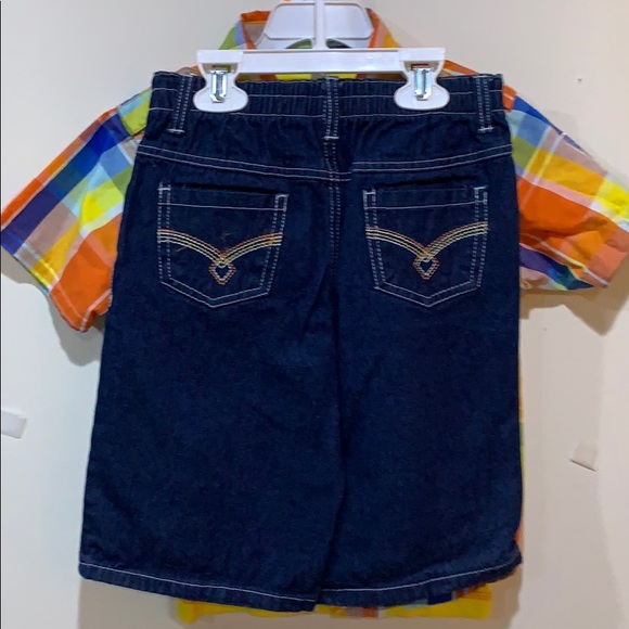Short sleeve button up shirt w/ T and Jean shorts - Picture 5 of 5